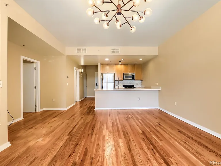 275 S Harrison St #107 — Photo 5