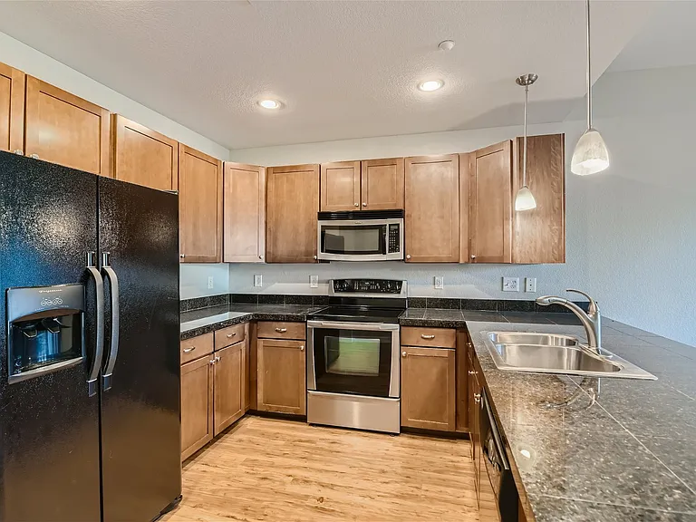 2200 S University Blvd #408 — Photo 8