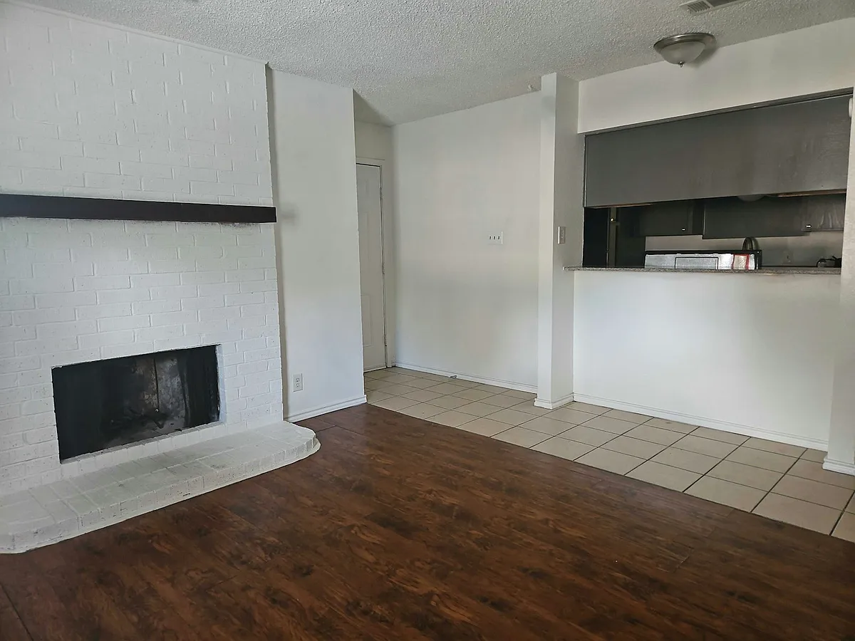 Building Photo - 6188 Vega Dr #6198