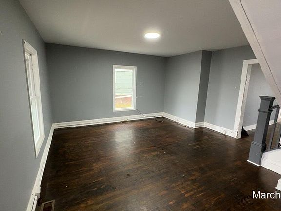 4th image of 305 E Chestnut St