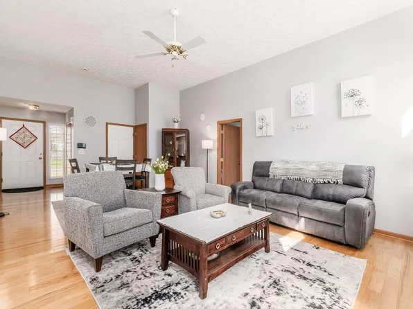 8447 Rodebaugh Rd, Reynoldsburg, OH 43068