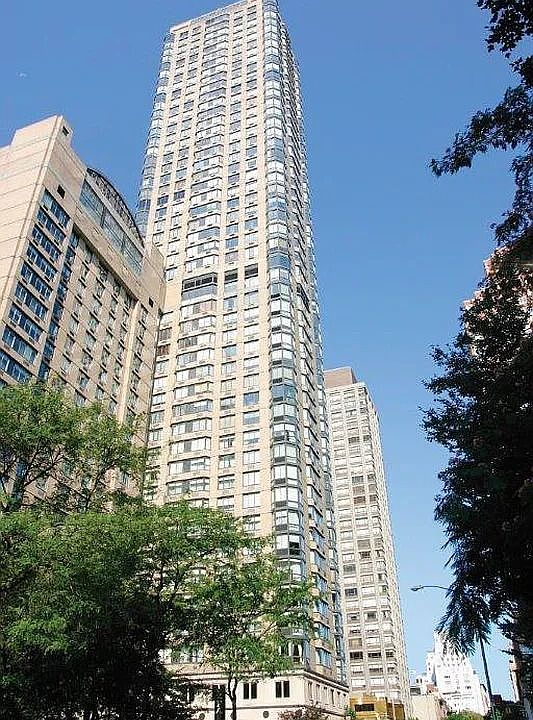 2nd image of 210 E 65th St APT 4B