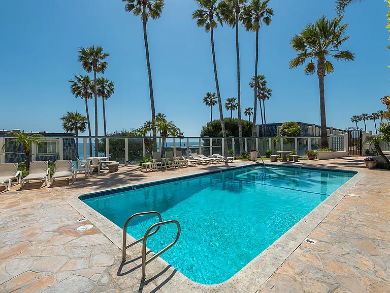 11844 Beach Club Way — Photo 38