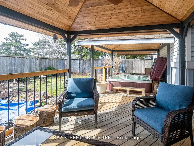 6 Blackthorn Ln — Photo 23