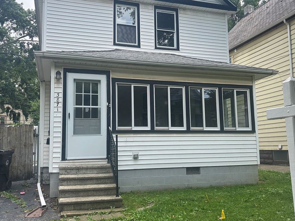 1st image of 3871 W 21st St