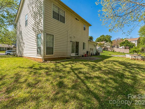 4th image of 8719 Sweet Sage Ln