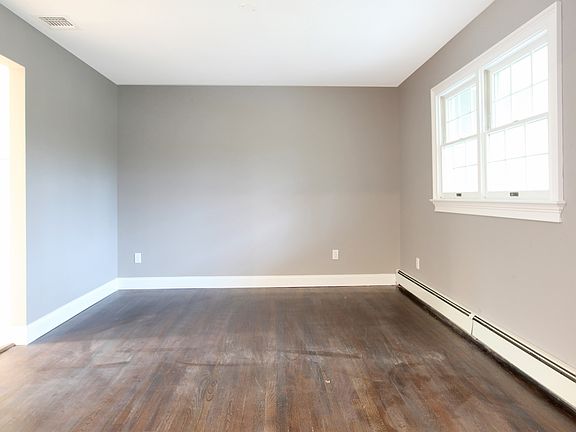 5th image of 1 Burham Ct