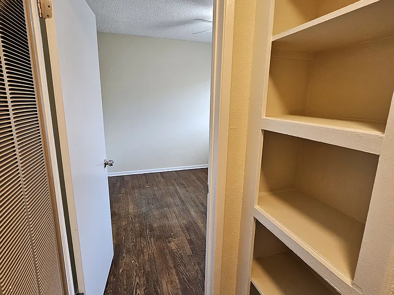 14620 Magnolia Blvd #5 — Photo 13