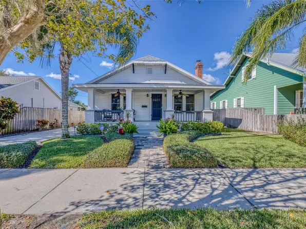 306 S Orange St, New Smyrna Beach, FL 32168