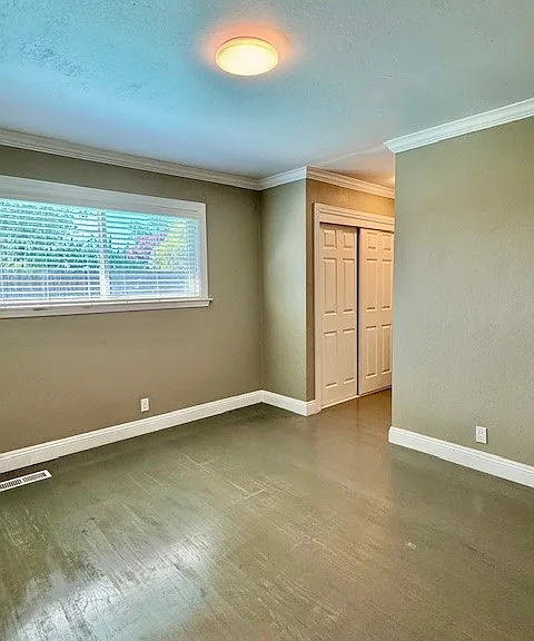 5554 Indiana Dr — Photo 8