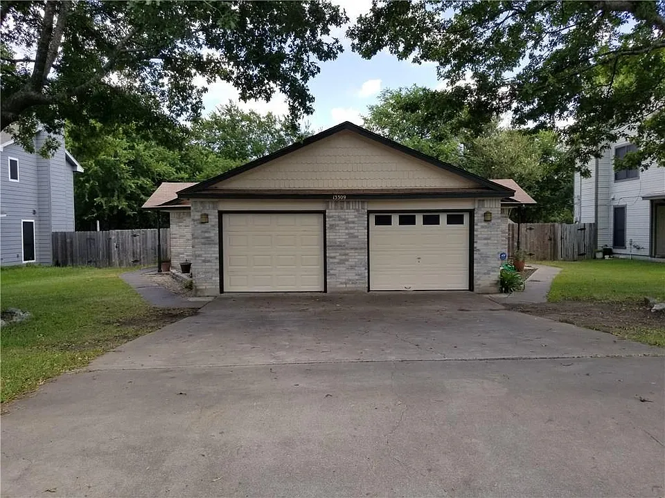 13309B Saddlebrook Trl #B