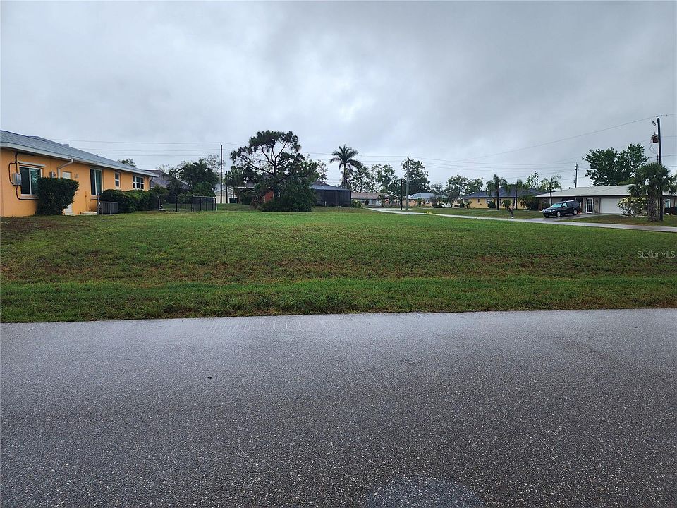 2nd image of 2385 Greenland Ct