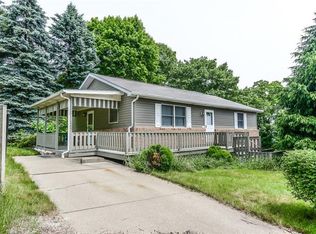 1297 Airport Rd, Aliquippa, PA 15001