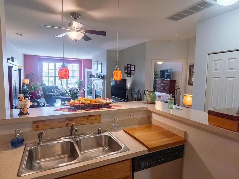 3872 S Lake Dr #211 — Photo 5