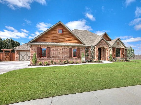 3rd image of 3005 White Cedar Ct