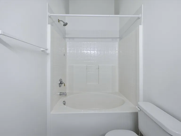 6928 Creft Cir — Photo 24
