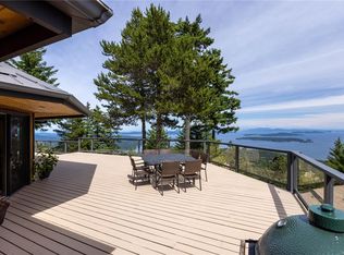 253 Chilton Rd, Saltspring Island, BC V8K 2W9