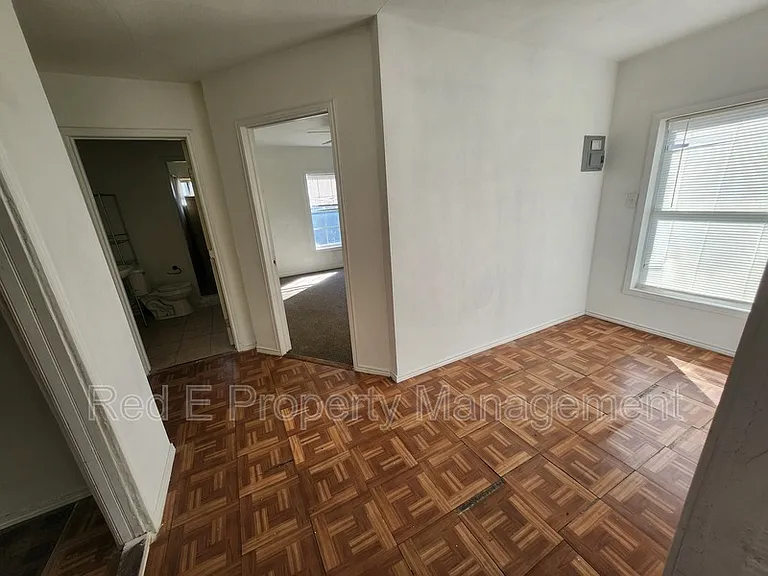 304 Terrell Ave — Photo 8