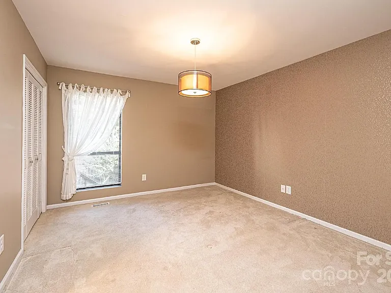 850 8th St NE — Photo 20