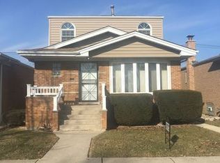 6934 W 63rd Pl, Chicago, IL 60638