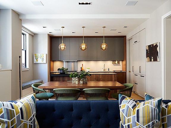3rd image of 220 Madison Ave #1415O