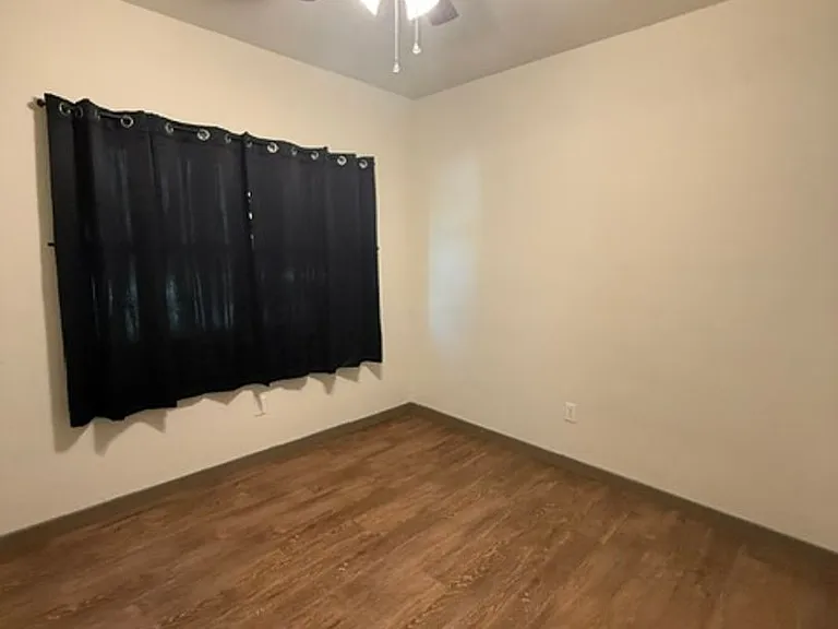 225 Scurry Ave — Photo 19