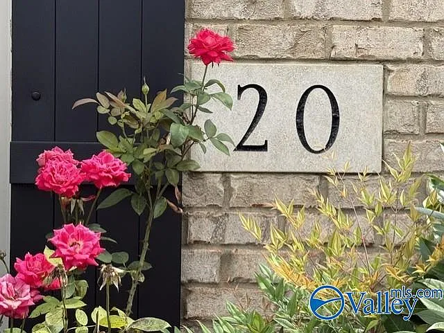 20 Cypress Garden Ave SW — Photo 5