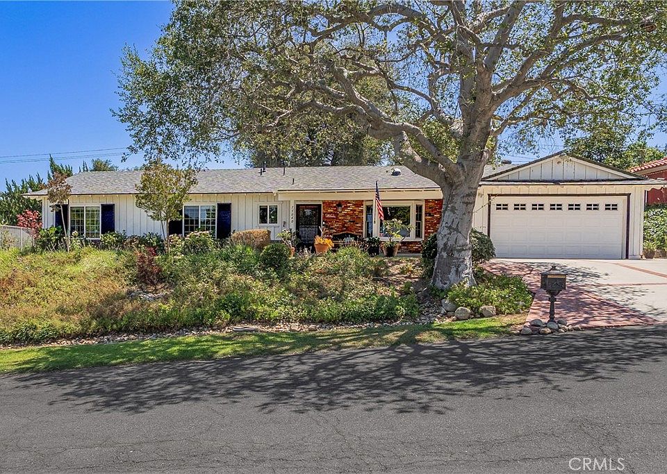 1st image of 15040 La Donna Way