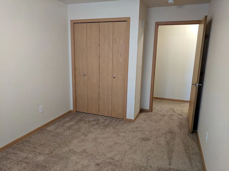 West Lake II Apartments — Photo 55