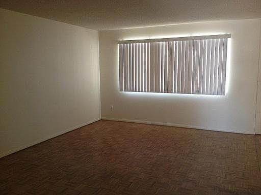 4th image of 3660 Anthony Dr