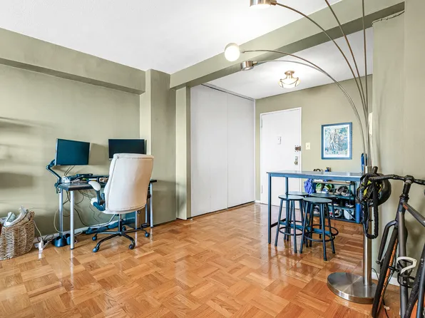 107-40 Queens Boulevard image 10 of 19