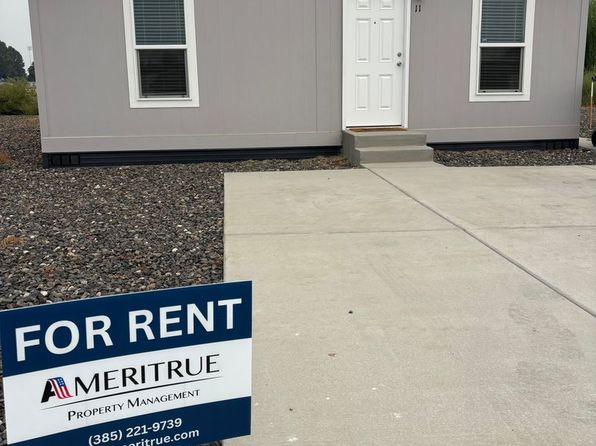 2681 E Edison Ave #11