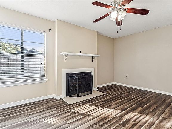 3rd image of 621 Cedarwood Dr