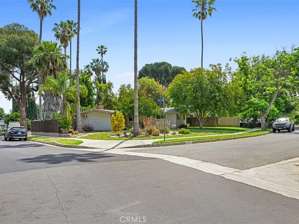 20535 Hamlin St, Winnetka, CA 91306