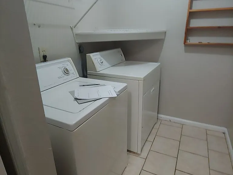 905 Tomahawk Ct — Photo 8