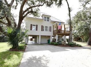 2308 Mission Dr SE, Darien, GA 31305