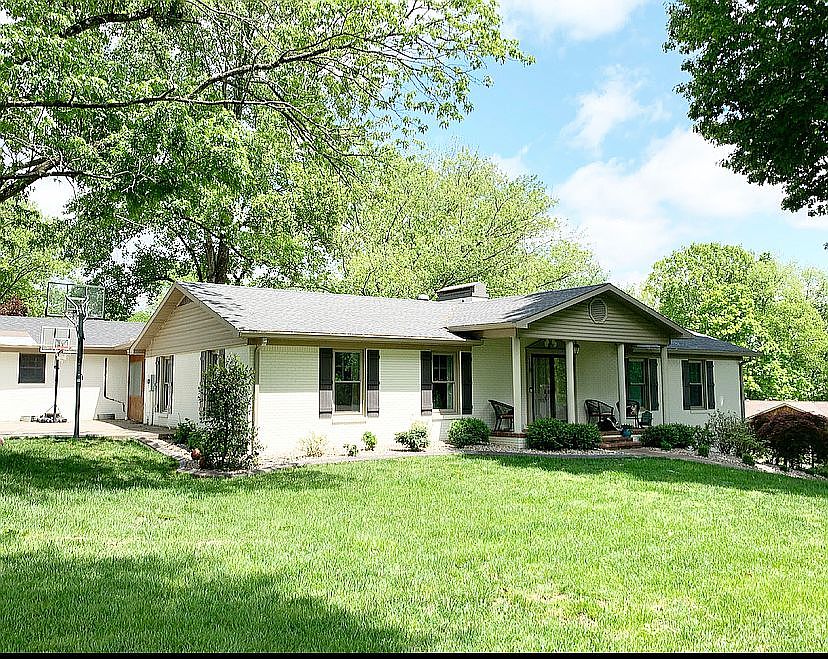 1st image of 119 Sheila Dr