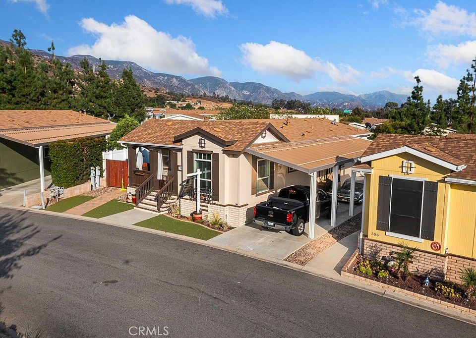1st image of 15455 Glenoaks Blvd Space 557