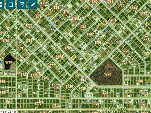 5560 Gillot Blvd #11, Pt Charlotte, FL 33981