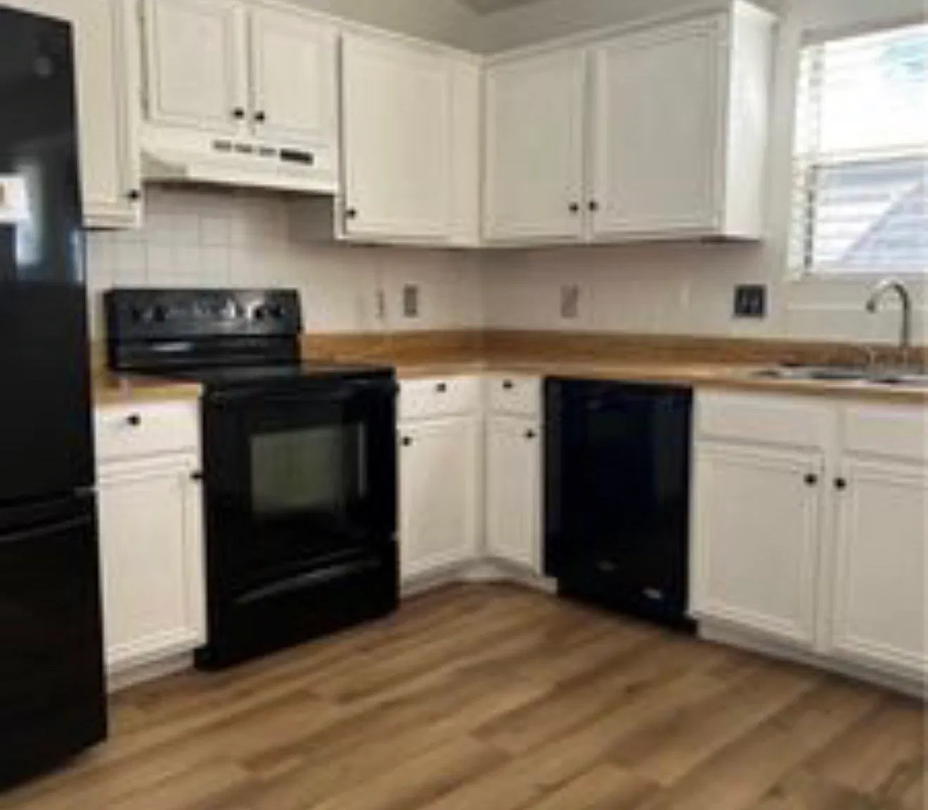3 bed, 1479 sqft, $1,900 — Photo 3