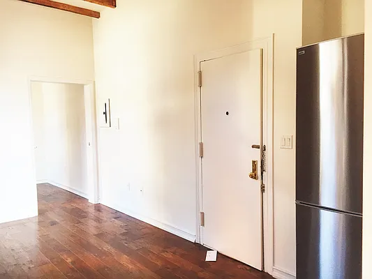 Rented by WRE Group | media 9