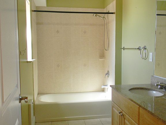 5th image of 70 S Munn Ave APT 1106