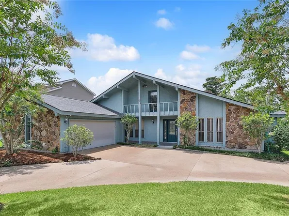 235 Villere Dr, Destrehan, LA 70047