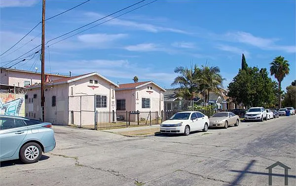2 bed, $2,450 — Photo 3