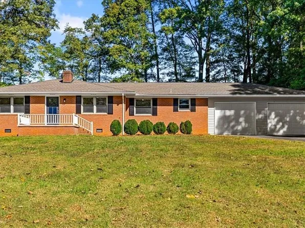708 Dawson Miller Rd, Asheboro, NC 27205