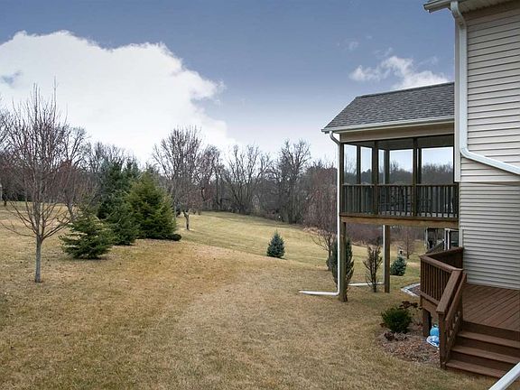 2nd image of 2800 Broken Woods Dr