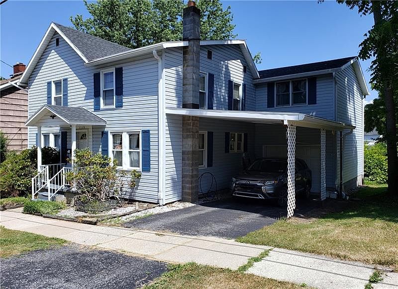 2nd image of 1115 School St