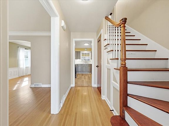 5th image of 3 Edgecomb Rd