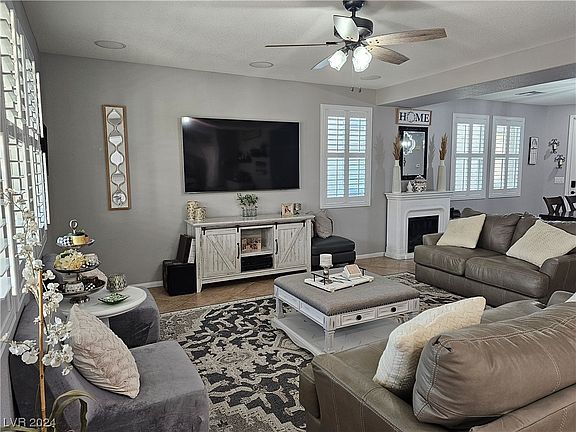 5th image of 536 Lacabana Beach Dr