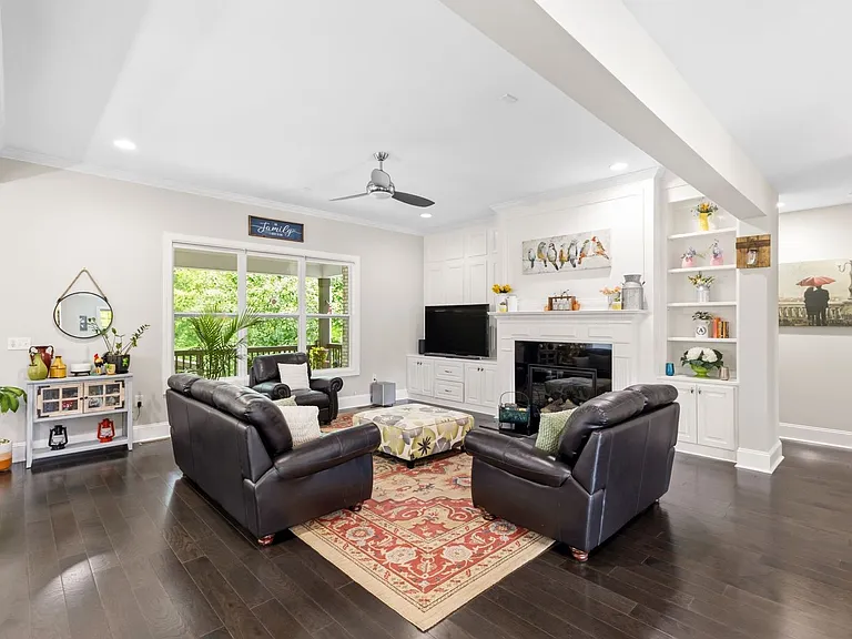 202 Tallow Tree Ct — Photo 10